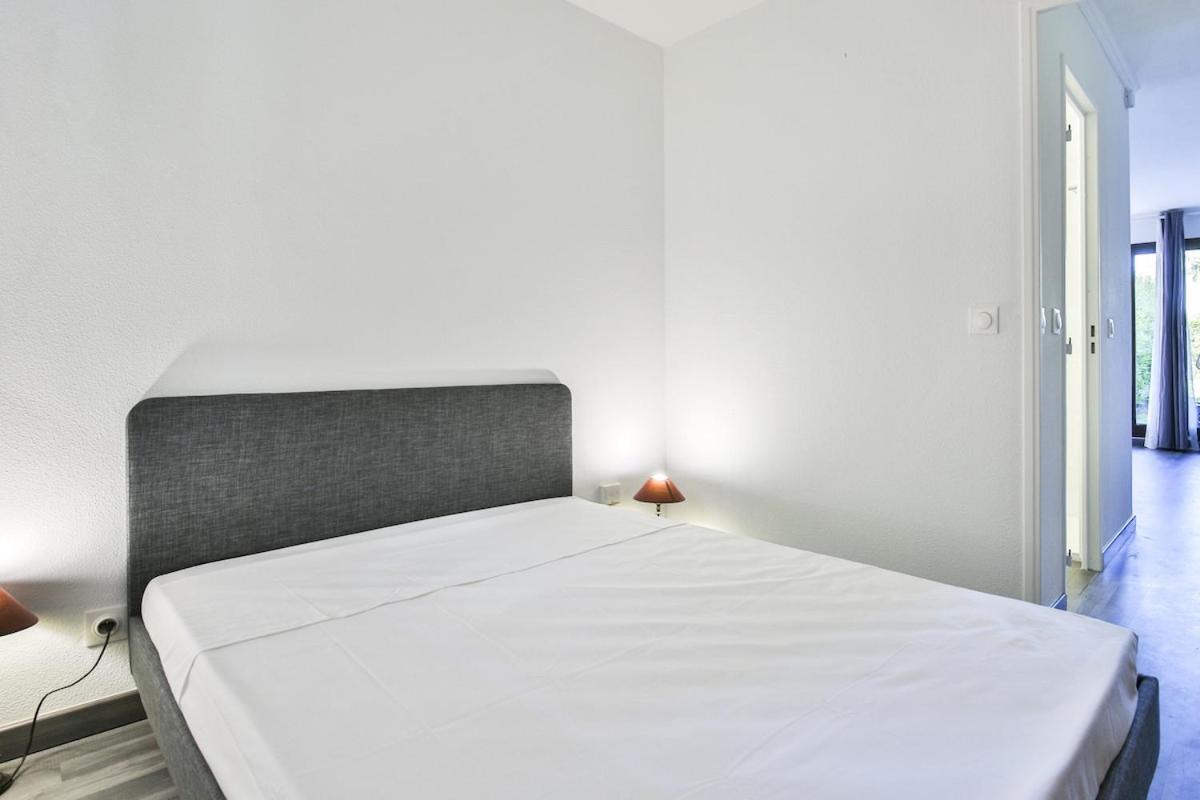 Superbe 2 Piece Tout Confort , Piscine /Ac/Parking Vila Villefranche-sur-Mer Exterior foto